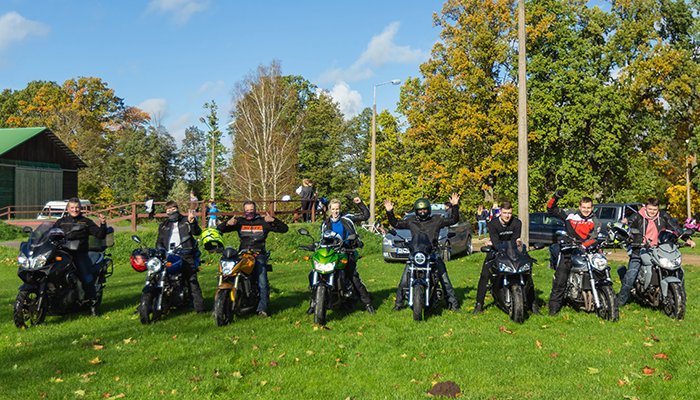 Moto Valmieras pirmais brauciens 2020